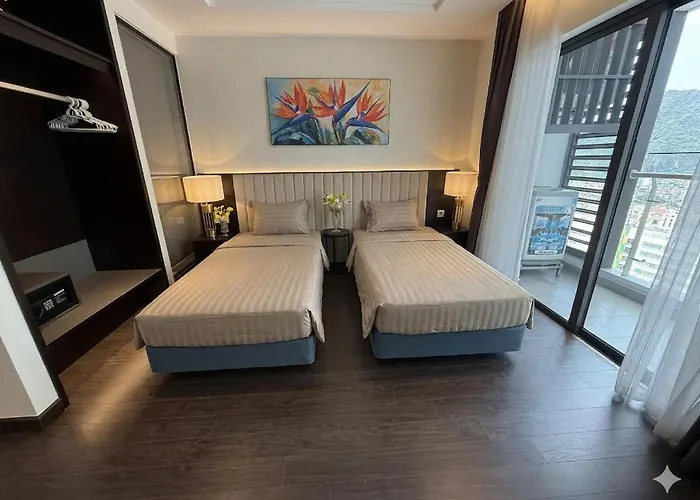 Can Ho Homestay The Sapphire Ha Long Tieu Chuan Khach San Co Tam View Sea & City Rat Dep Apartment