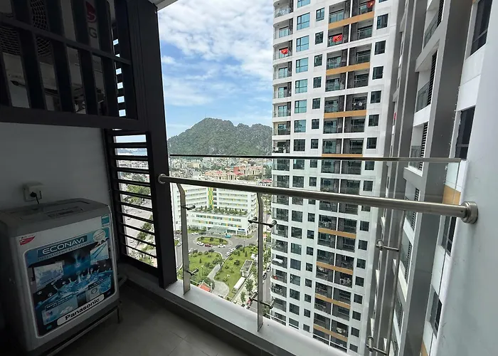 Apartment Can Ho Homestay The Sapphire Ha Long Tieu Chuan Khach San Co Tam View Sea & City Rat Dep *
